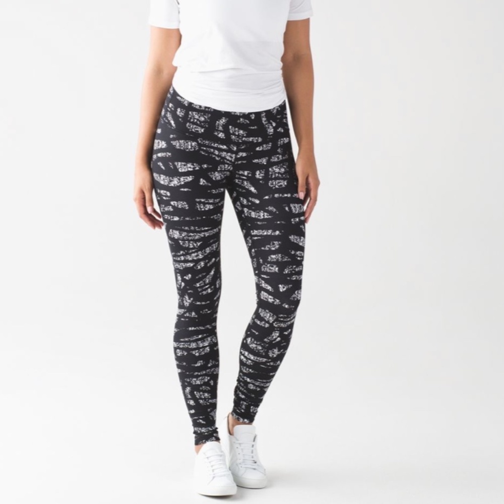 Lululemon Wunder Under Pant Hr - image 1